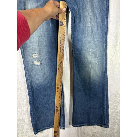 BKE Jeans 30x31.5 Sabrina Low Rise Flare VTG Y2K Distressed Blue Denim Buckle - Picture 6 of 12